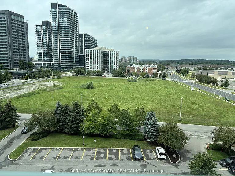 23 Oneida Cres #801 — Photo 10