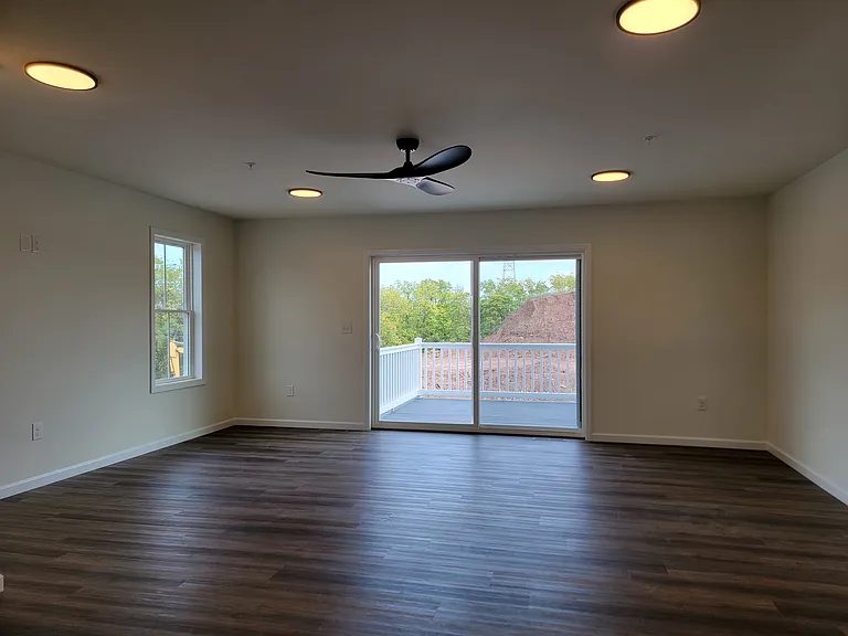 42 Old Stone Way — Photo 3