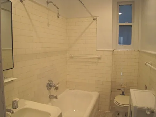 Sold by Metropolitan Equities | media 9