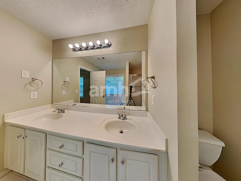 4366 Foxberry Run — Photo 12
