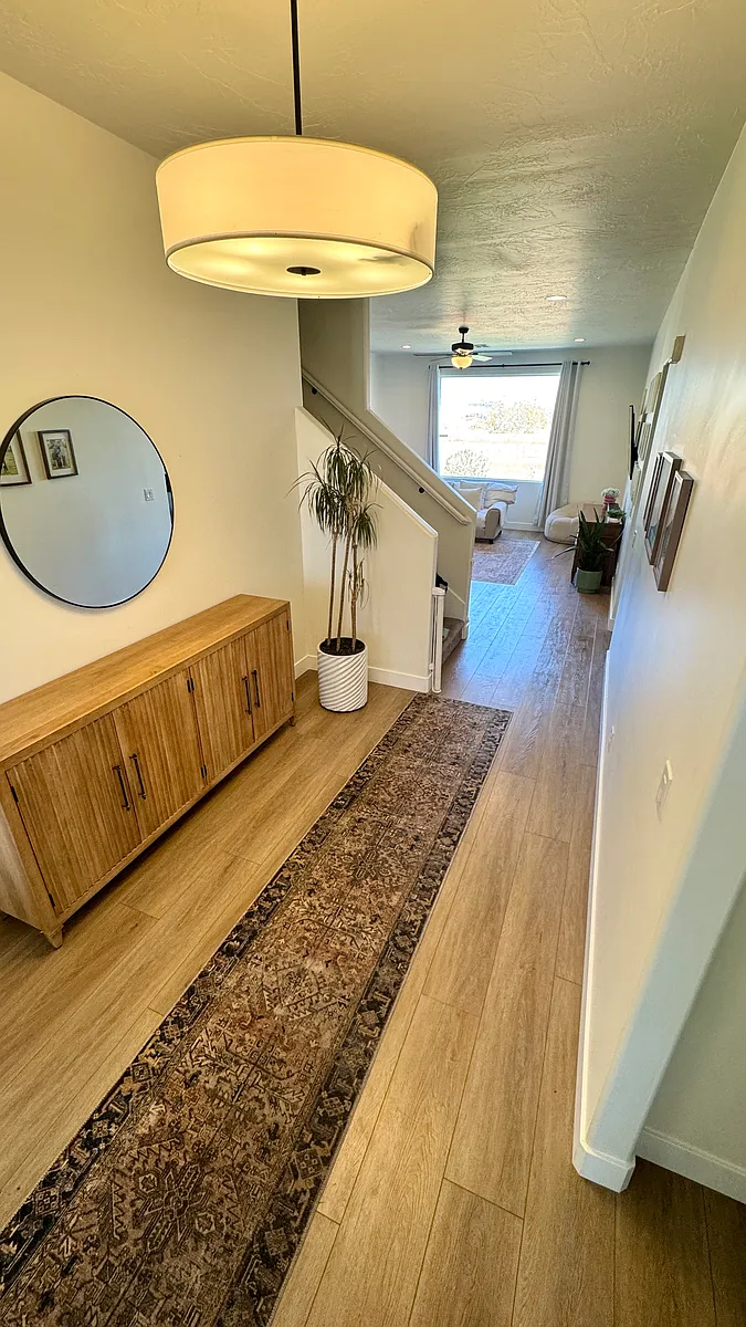 Building Photo - 3011 Beartrap Canyon Dr