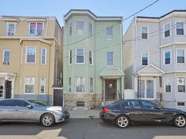 233 Saratoga St, East Boston, MA 02128