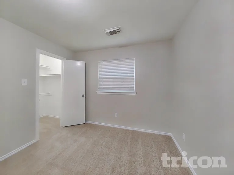 19403 Misty Cove Dr — Photo 12