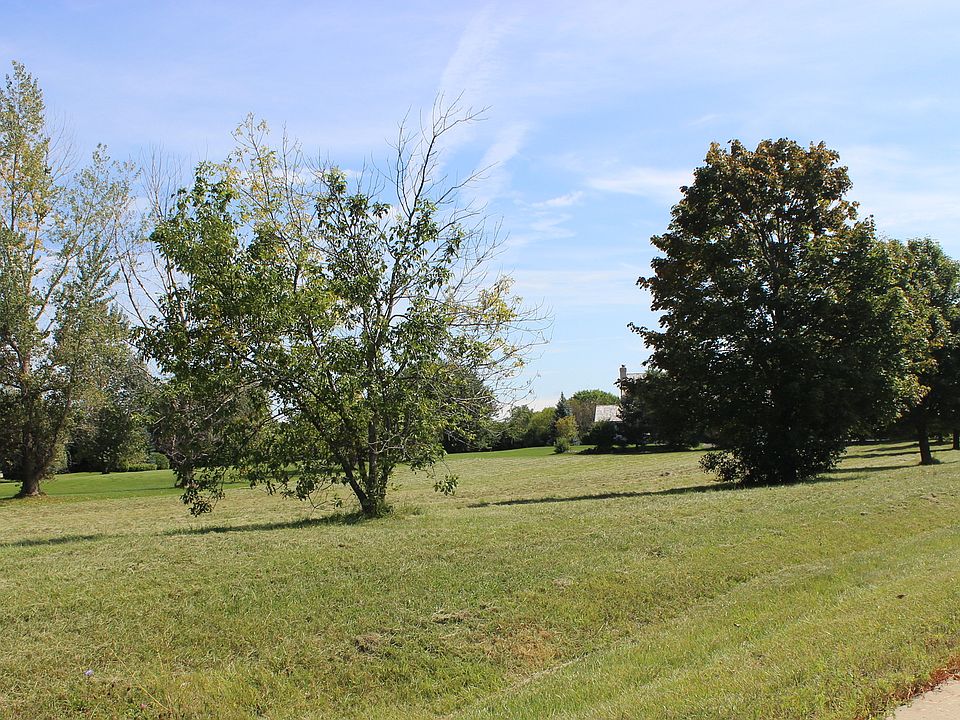 1st image of 79 Falcon Dr