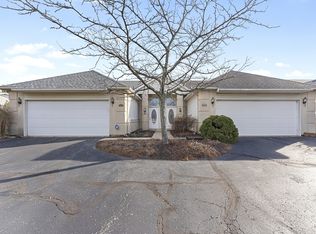 1009 Shadow Ln, Toledo, OH 43615