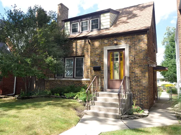 2522 W 107th St, Chicago, IL 60655