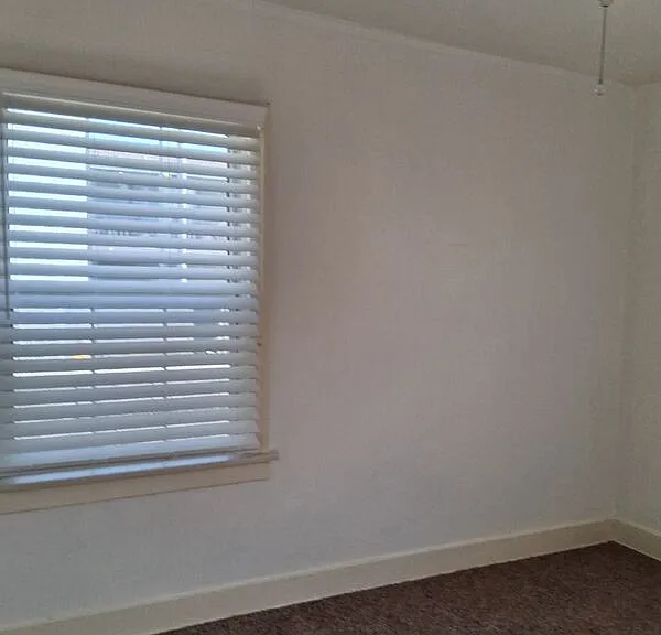 12818 E Penn St — Photo 14