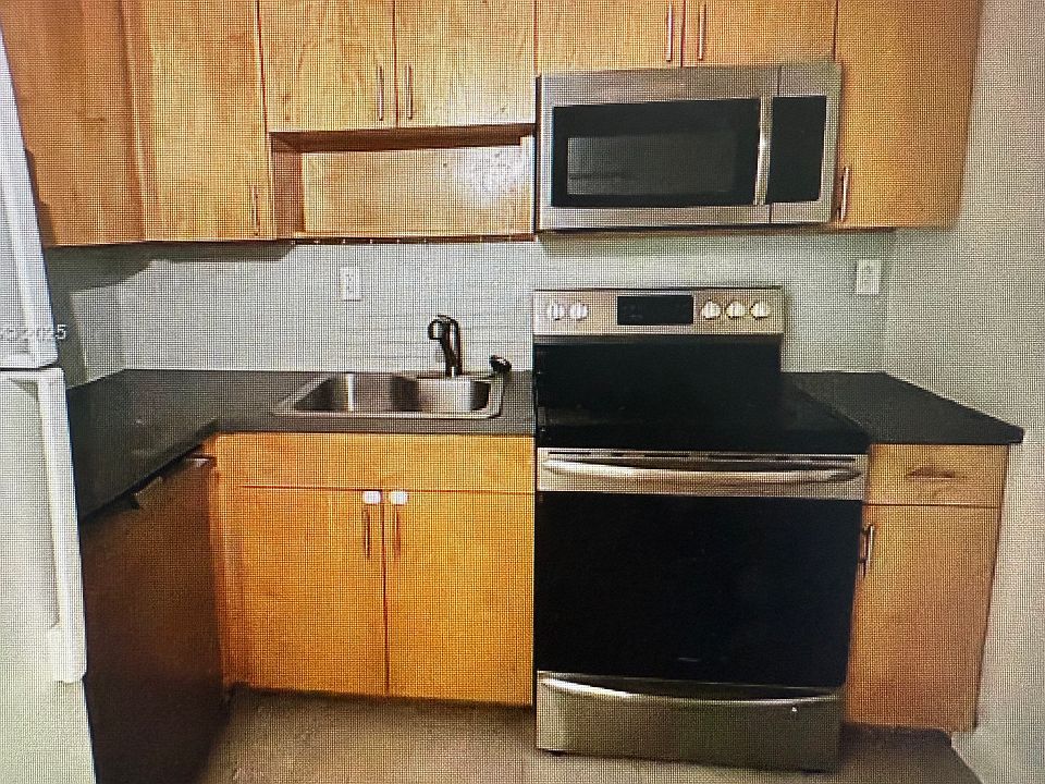 1st image of 1540 Meridian Ave #4S