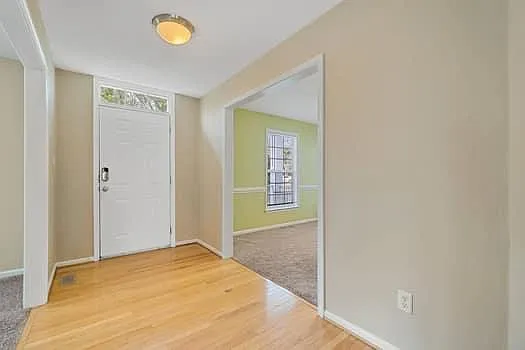 1230 Hillside Ave — Photo 4