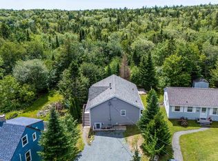 1562 Saint Margarets Bay Rd, Lakeside, NS B3T1A9