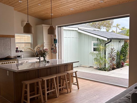 Kitchen / living area