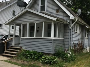 12 Courtland Dr, Akron, OH 44314