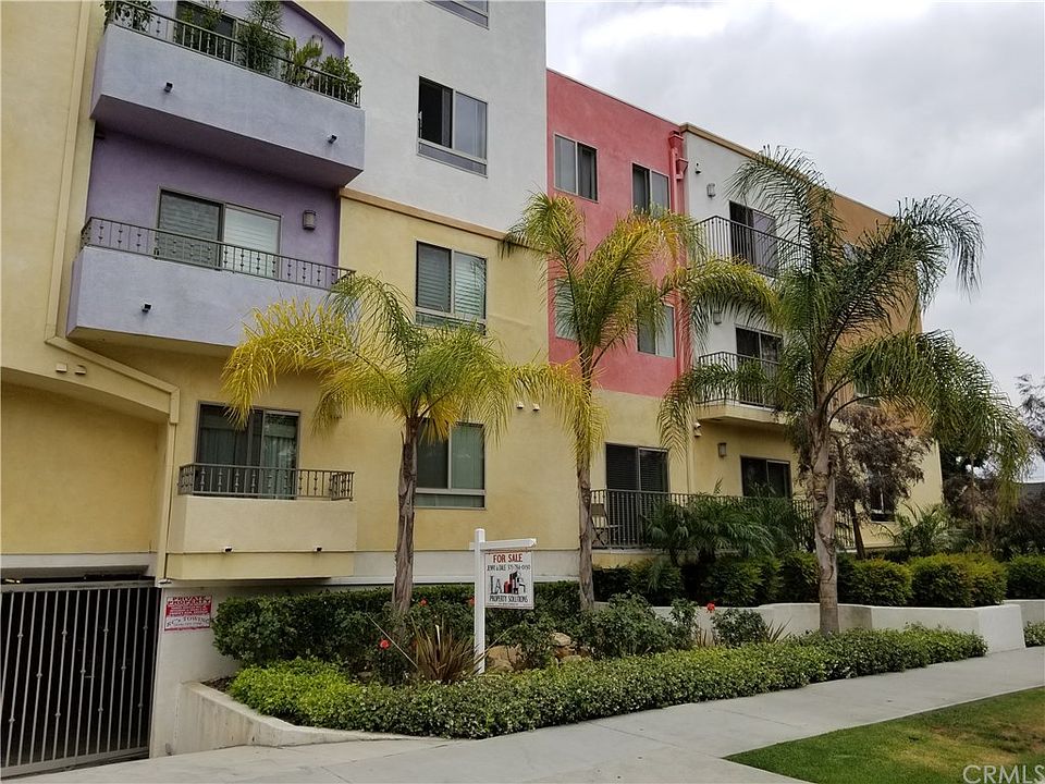 1st image of 5232 Satsuma Ave #203