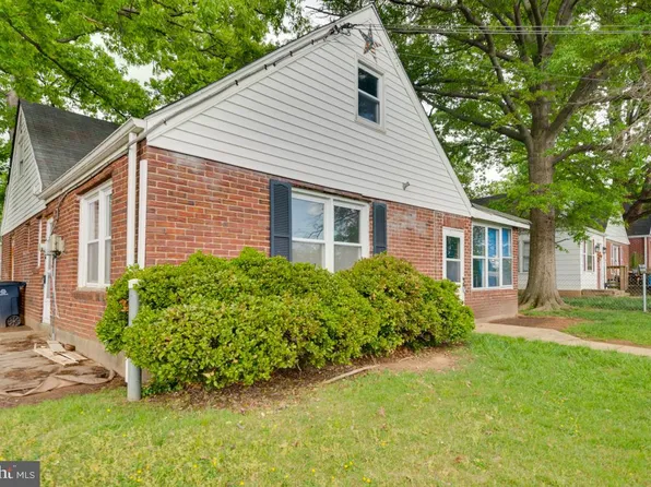 6836 Barton Rd, Hyattsville, MD 20784