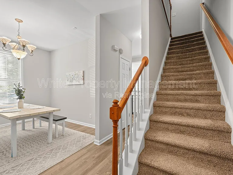 11339 Dundarrach Ln — Photo 5