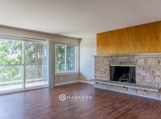 Sunset Villa Apartments, Seattle, WA 98117