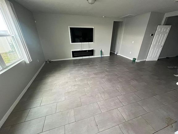 4th image of 528 MCKENNA DRIVE
