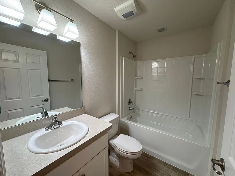 15415 SW 34th Ave — Photo 23