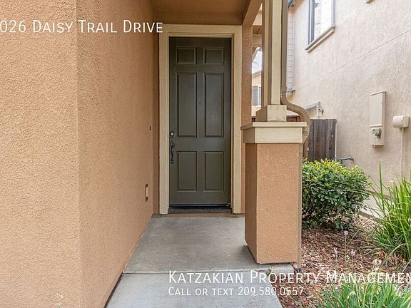 2nd image of 3026 Daisy Trail Dr