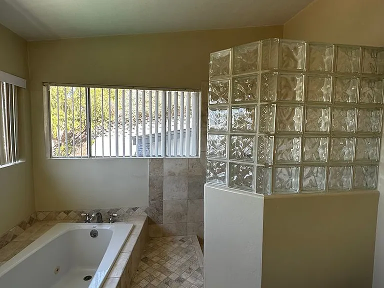 9594 Lamar St — Photo 10