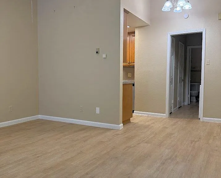 2529 Rio Grande St #96 — Photo 2