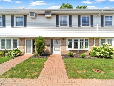 10 Meadowlawn Dr UNIT 4, Mentor, OH, 44060