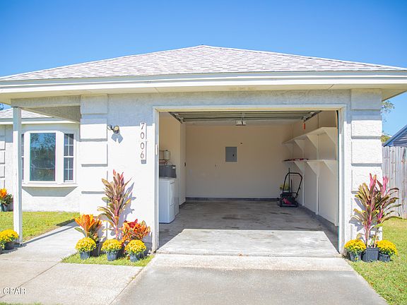 3rd image of 7006 Fox Ct