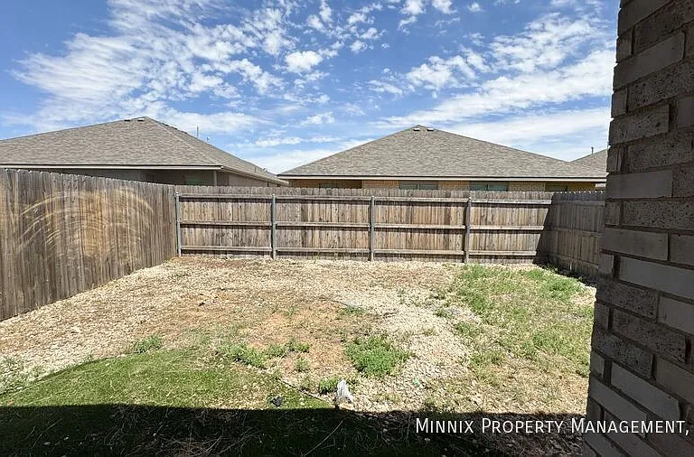 2112 N Avenue L #A — Photo 21