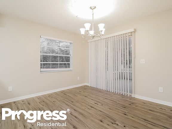5th image of 307 Ventura Dr
