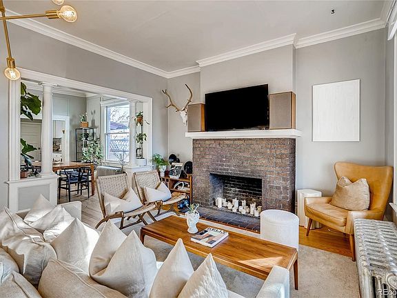 2nd image of 550 S Lincoln St APT 1