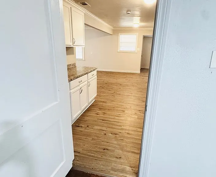 4431 Adams Ave — Photo 3