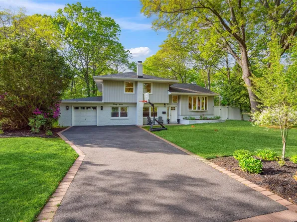 27 Harbor Hills Drive, Port Jefferson, NY 11777