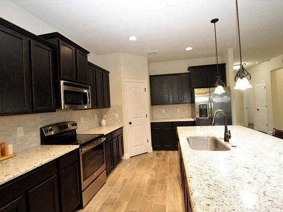 5th image of 278 River Vale Ln