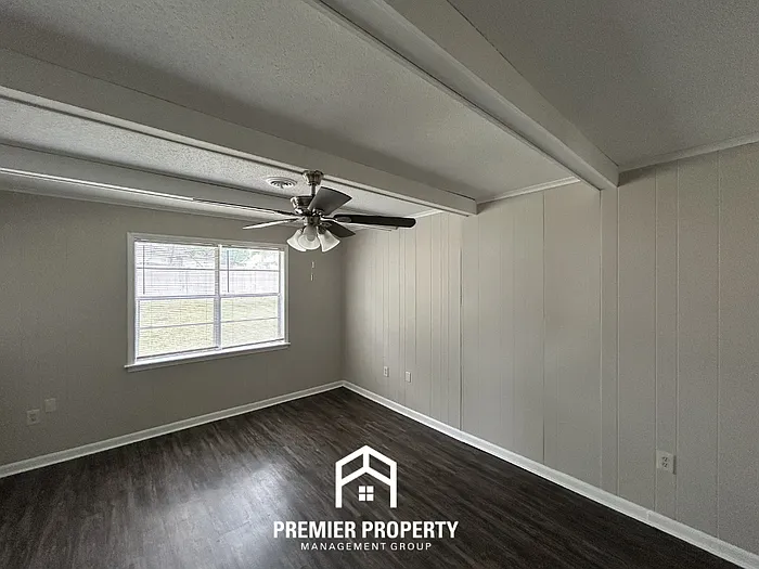 970 Millcreek Pl — Photo 5