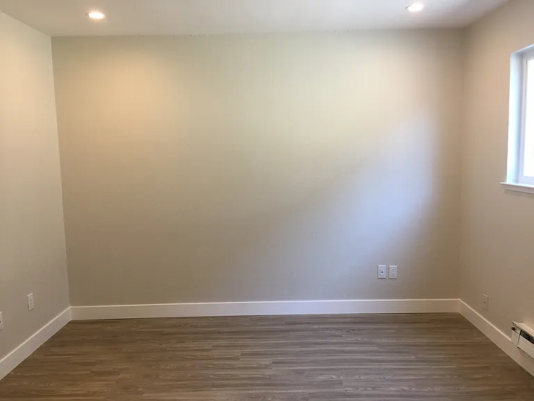 947 Azure St #2 — Photo 8