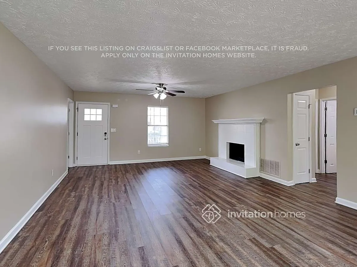 Building Photo - 5425 Radford Ln