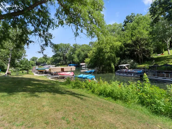 N7488 Bay DRIVE, Elkhorn, WI 53121