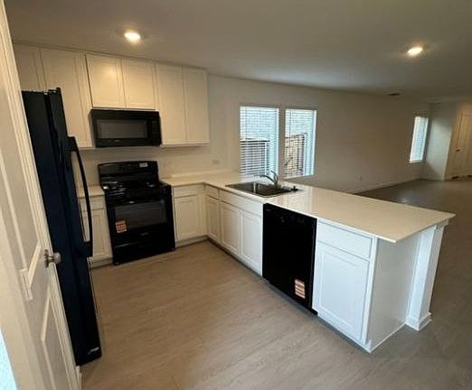 3rd image of 240 Ashbrook St