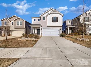 6864 Good News Dr, Charlotte, NC 28215