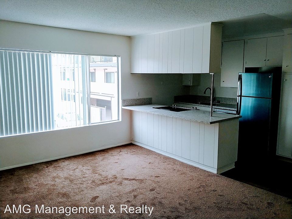 1st image of 4360 Campus Ave APT 2