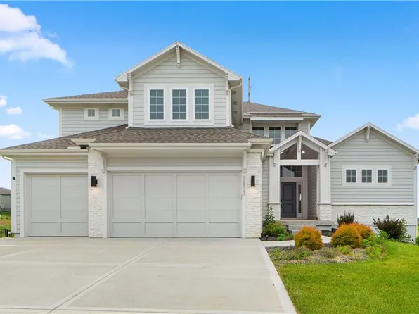 15837 El Monte St, Overland Park, KS 66224