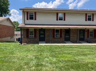 3025 Droste Rd, Saint Charles, MO 63301
