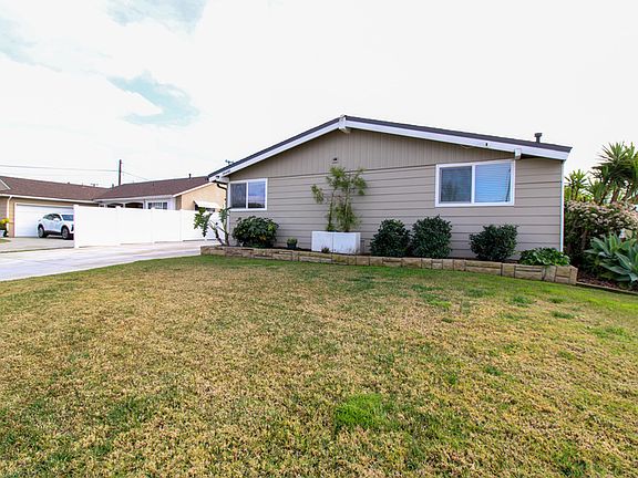 2nd image of 14446 San Dieguito Dr