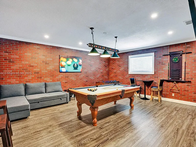 1301 Rodman St — Photo 32