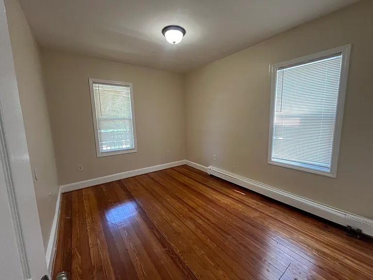 12 Crowell St #2 — Photo 6