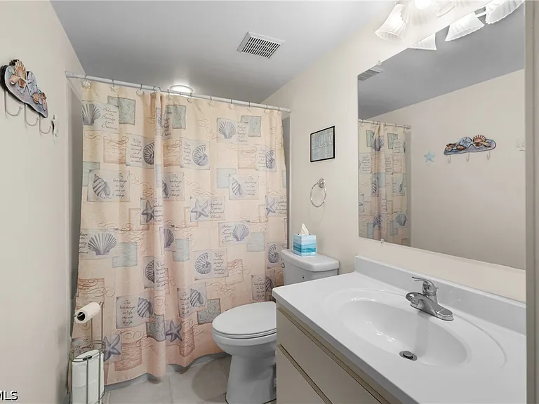 1203 SW 48th Ter #201 — Photo 26
