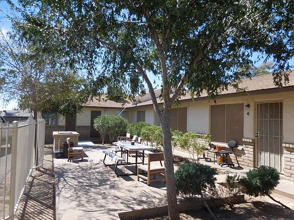 3rd image of 2630 W Orangewood Ave