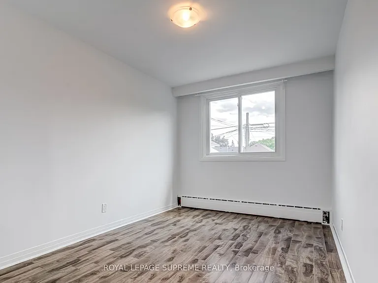 79 Lanark Ave #1 — Photo 15