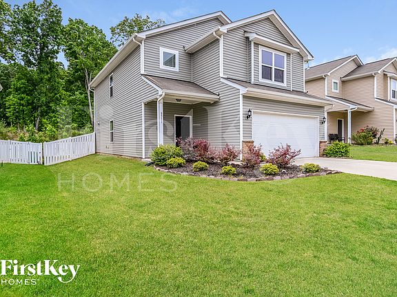 2nd image of 8911 Lilac Tree Ave
