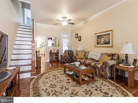 4th image of 2522 E Norris St